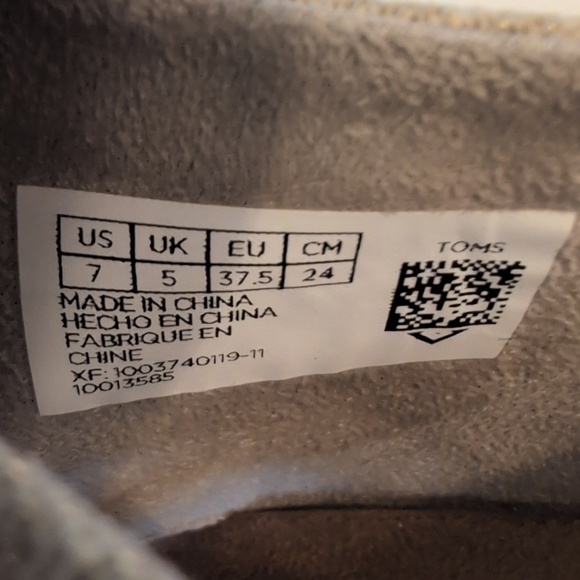 Tom's Size 7 Metallic Foil Champagne Majorca Cut Out Heels, NEW - Picture 10 of 11